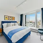 Luxurious 3 Double Bedroom Mayfair Apartment
