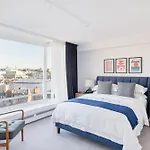 Luxurious 3 Double Bedroom Mayfair Apartment
