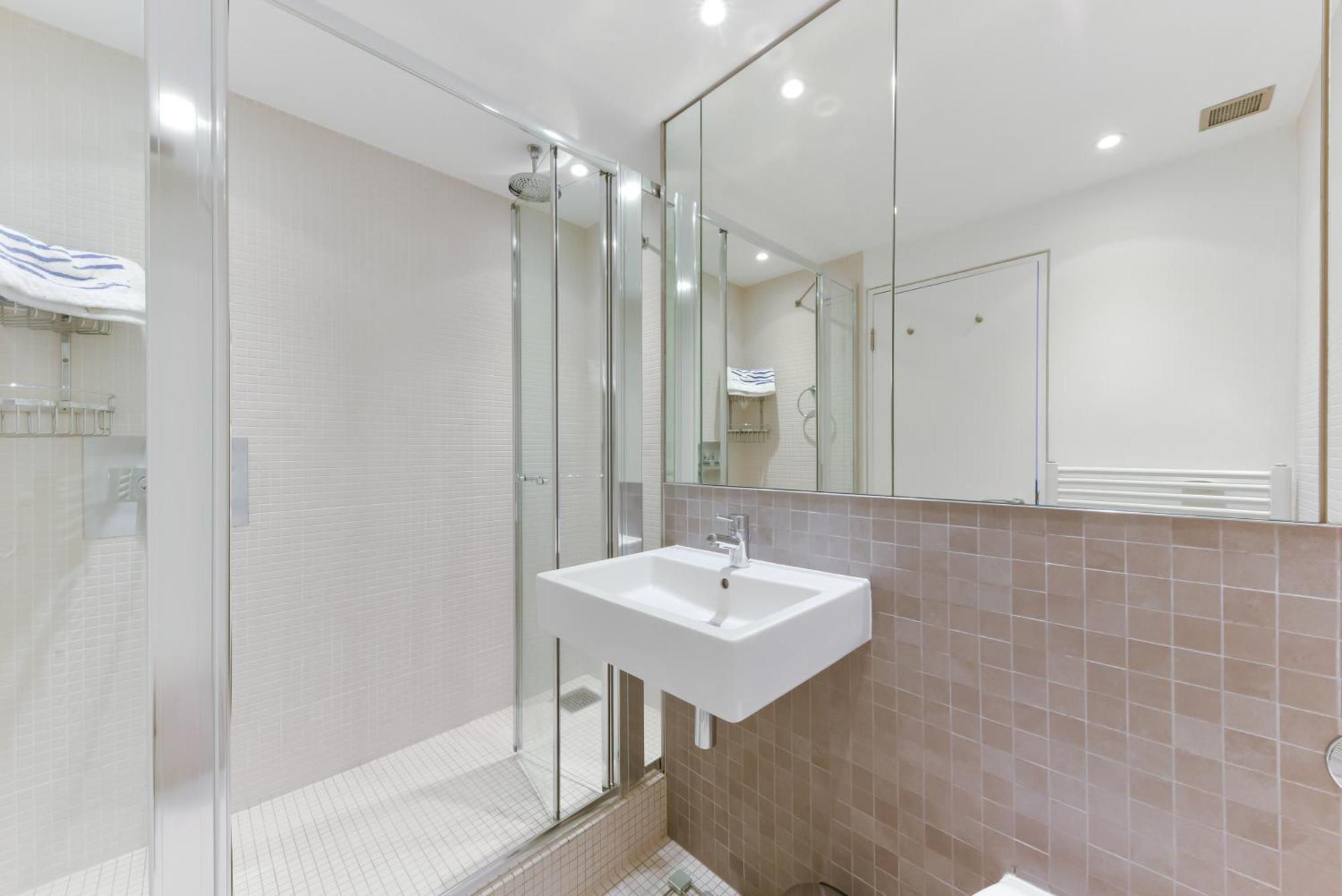 Luxurious 3 Double Bedroom Mayfair *